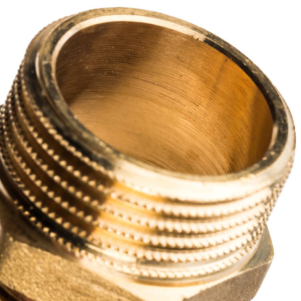 Ниппель STOUT 1" НН