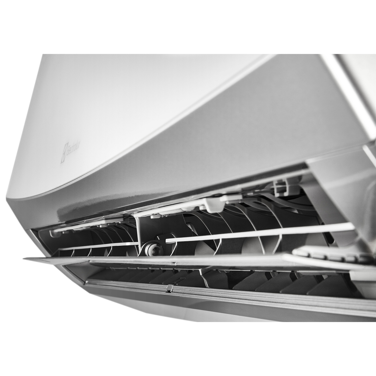 Сплит-система ELECTROLUX Air Gate 2 Super DC Inverter EACS/I-18HG-BLACK2/N8 комплект (инверторного т